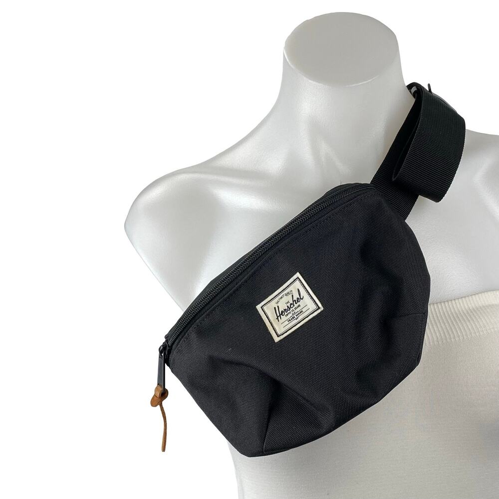 Herschel Classic Unisex Black Zip Striped Lined Travel Hip Pack Belt Bag OS